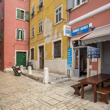 Nicolo Old Town